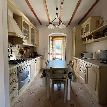 Apartament A Casa Di Nonna Elza *