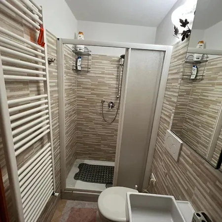 A Casa Di Nonna Elza Daire La Spezia