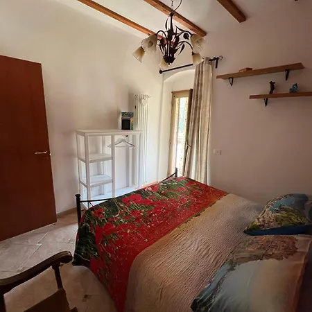 Apartament A Casa Di Nonna Elza