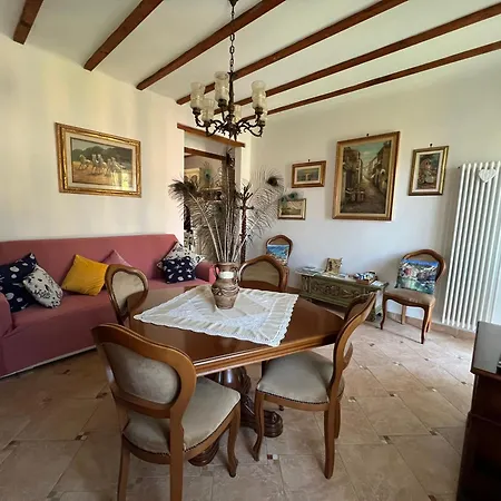 Apartament A Casa Di Nonna Elza